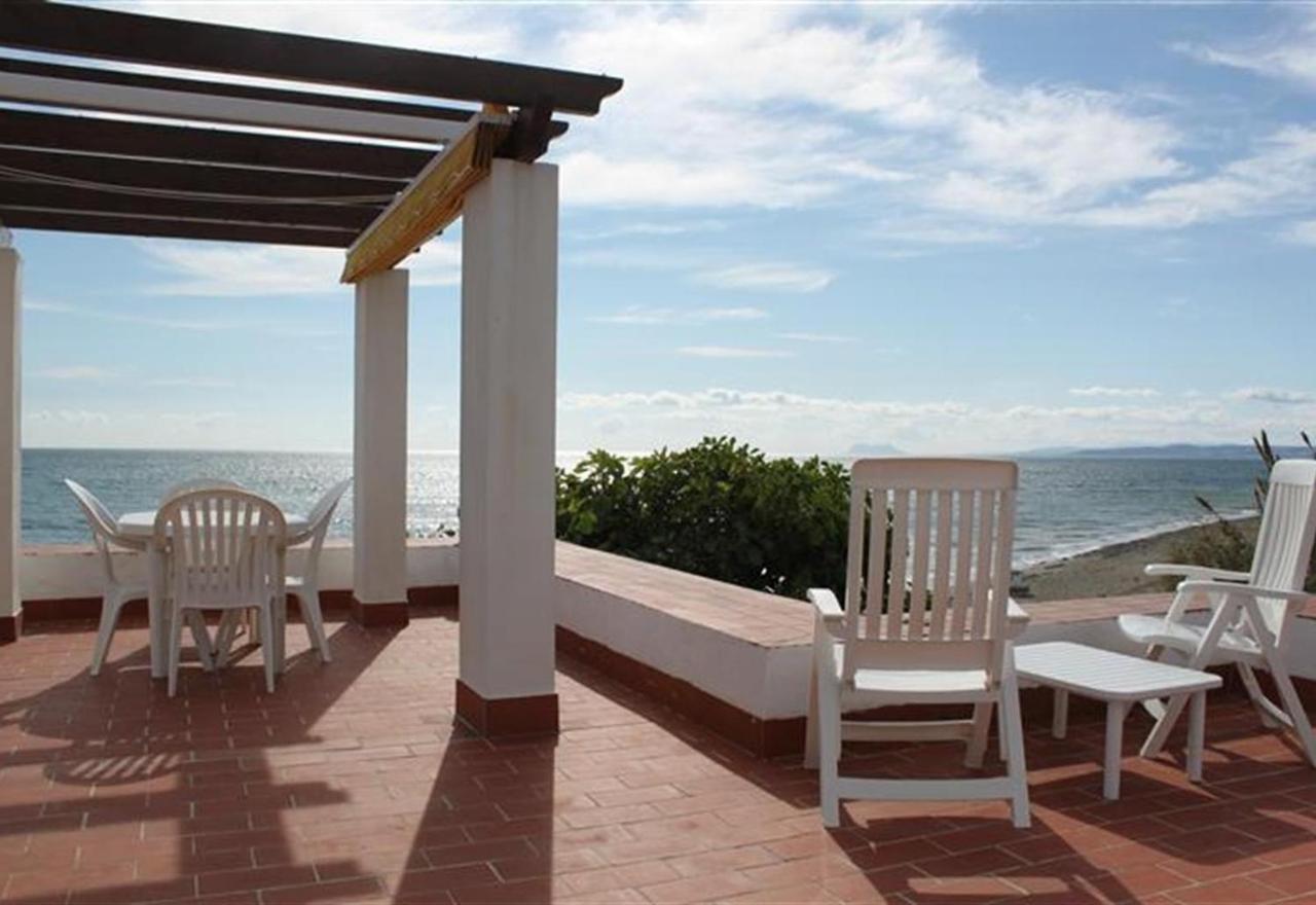 Rosas- Villas Andaluzas * Estepona